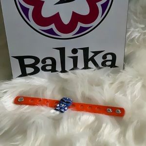🆕🧡💙Orange Silicone Bracelet Wristband with 💙 Power Ranger charm💟
